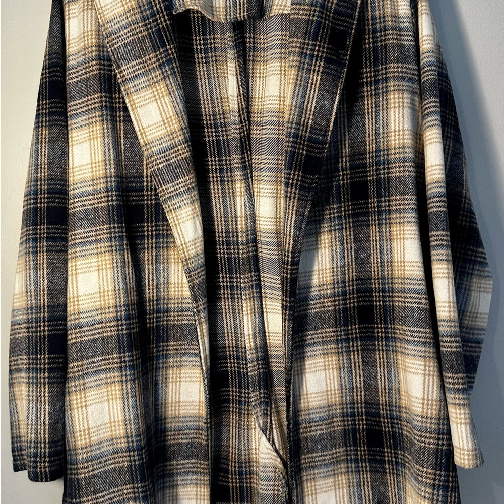 Plaid Women's Coat in Black and Cream